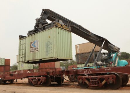 Port-operation-clearing-and-forwarding-4-444x317